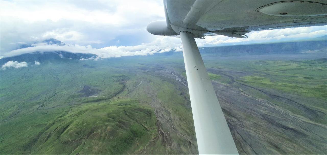 Africa Safari Lake Natron Mtowabaga Exterior photo